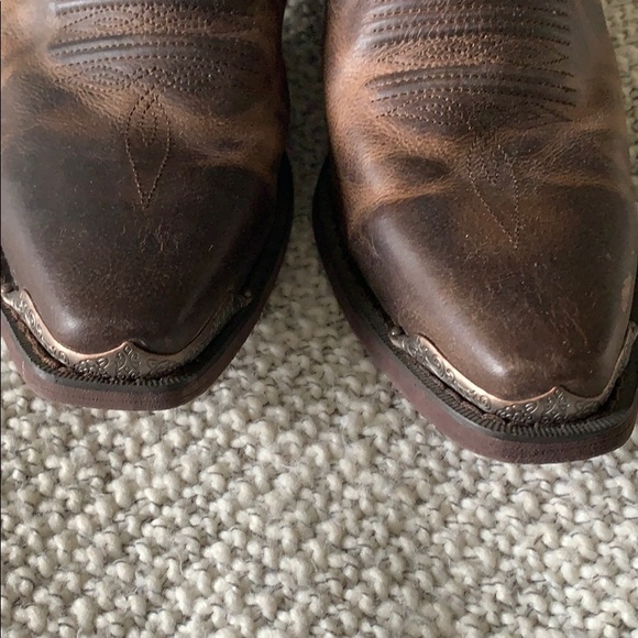 Boots - Picture 6 of 7